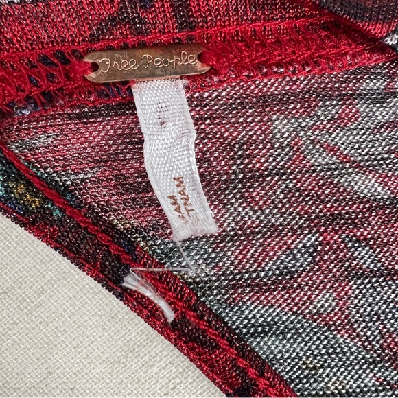Free People Dock Street Red Floral Top Size Extra Small - Picture 16 of 16